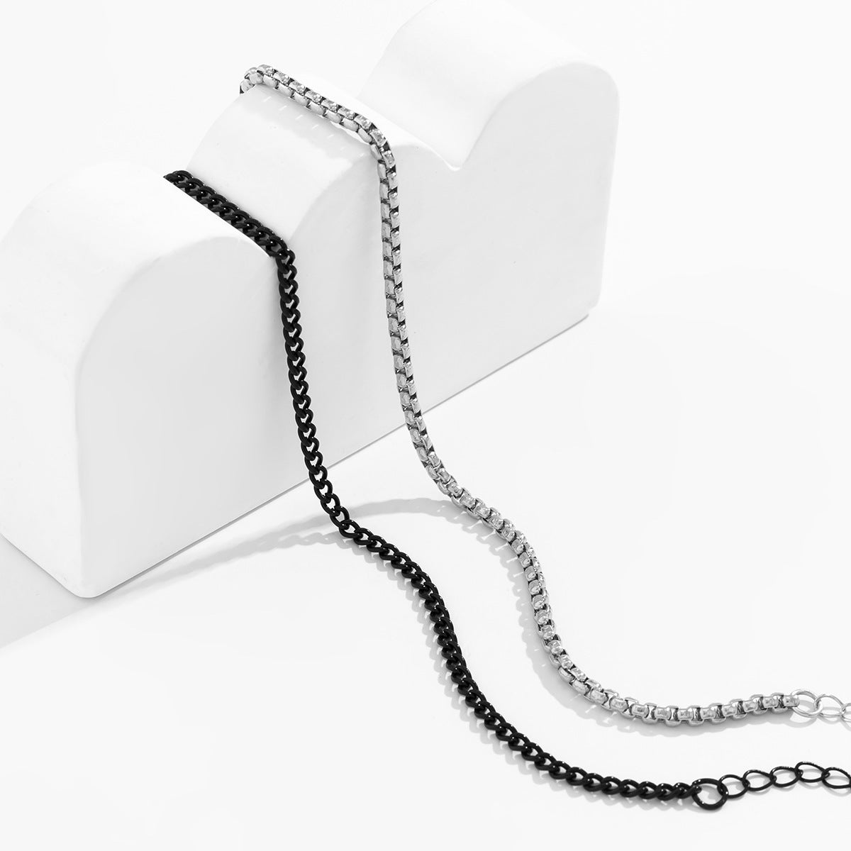 Geometric chain bracelet